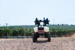 XAG R100 Agricultural Rover RevoSpray - Image 4